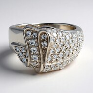 Anillo en plata con Zircón