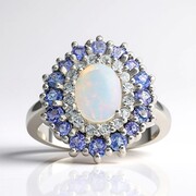 Anello in argento con Opale di Welo