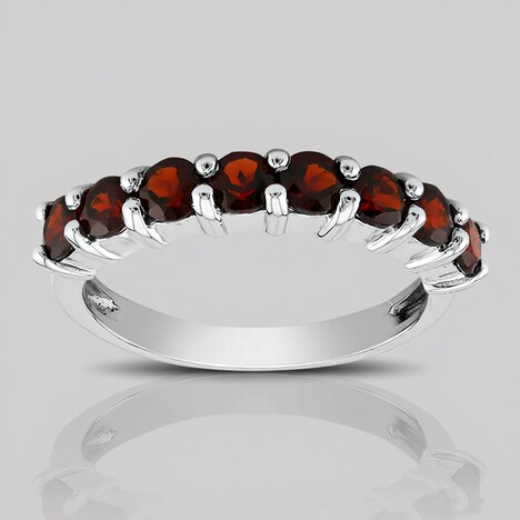 Anello in argento con Granato Mozambico
