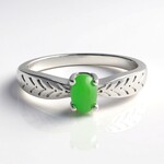 Anello in argento con Crisoprasio Imperiale