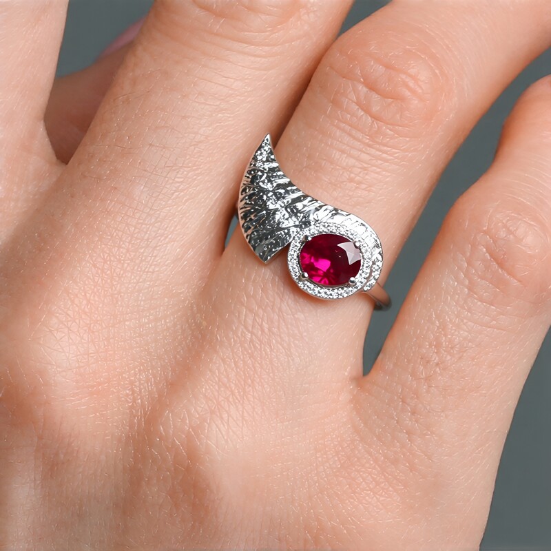 Bemainty-Rubin-Silberring (MONOSONO COLLECTION)