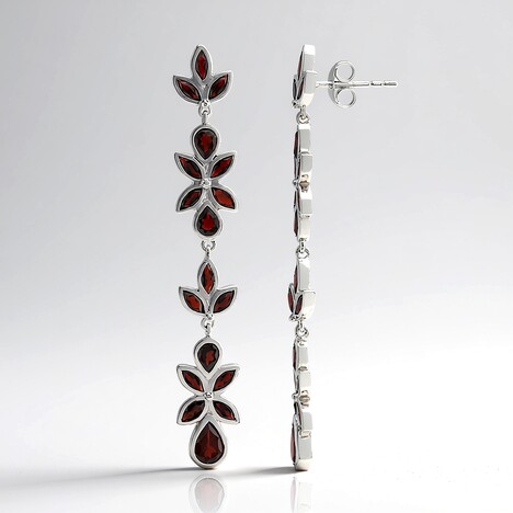 Orecchini in argento con Granato