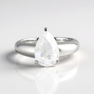 Anello in argento con Danburite (de Melo Essence)