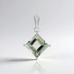 Ciondolo in argento con Ametista Verde