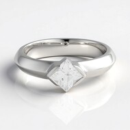 Zilveren ring met een zirkoon