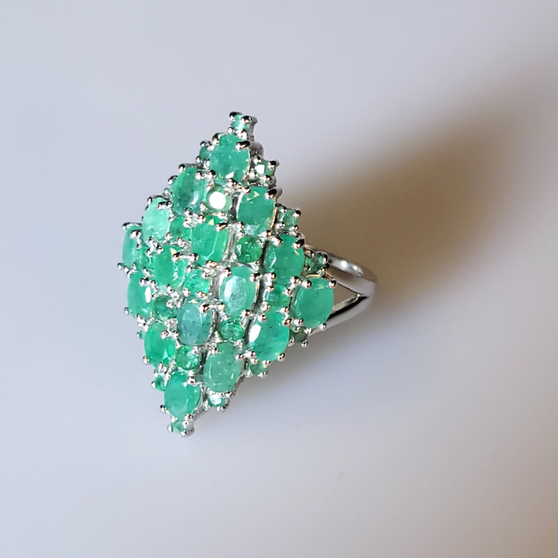 Bague en argent et Emeraude du Brésil