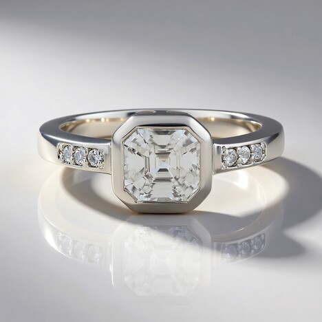 Anello in argento con Zircone