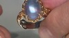Anillo en plata con Perla Mabe de pavo rea (Gems en Vogue)