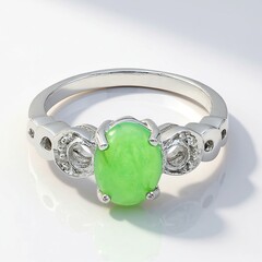 Anello in argento con Crisoprasio Imperiale