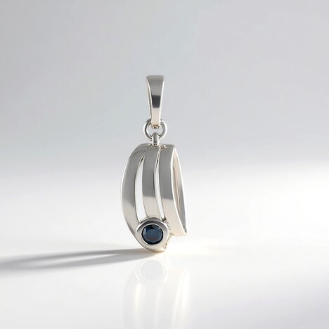 Ciondolo in argento con Diamante Blu I2