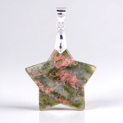 Ciondolo in argento con Unakite