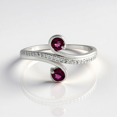Anello in argento con Granato Magenta