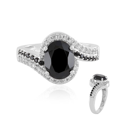 Anello in argento con Spinello Nero