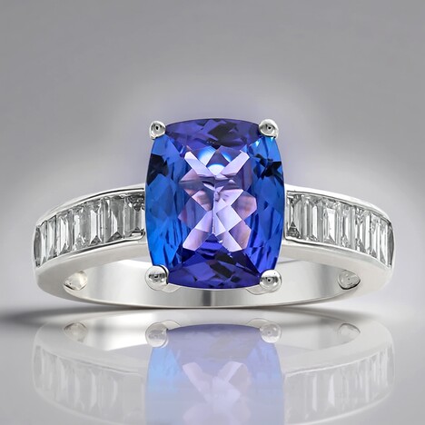 Anello in oro con Tanzanite AAA (CIRARI)