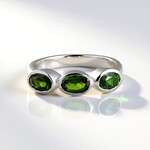 Bague en argent et Diopside de Russie