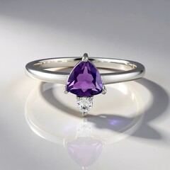 Anello in argento con Ametista Siberiana