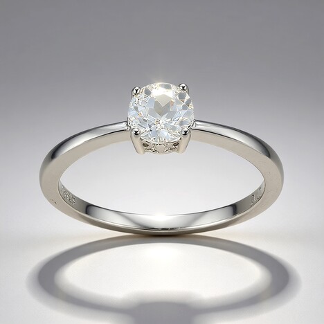 Anello in argento con Topazio Bianco