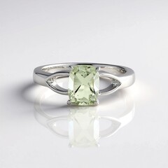 Anello in argento con Ametista Verde
