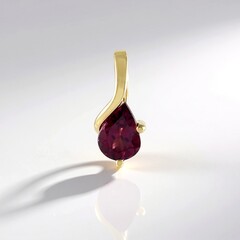Ciondolo in argento con Rodolite di Naktamunda
