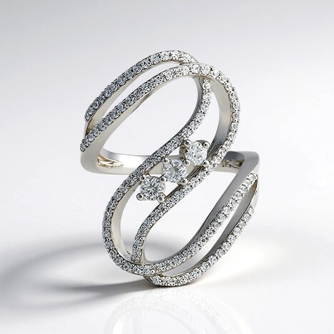 Anello in argento con Zircone