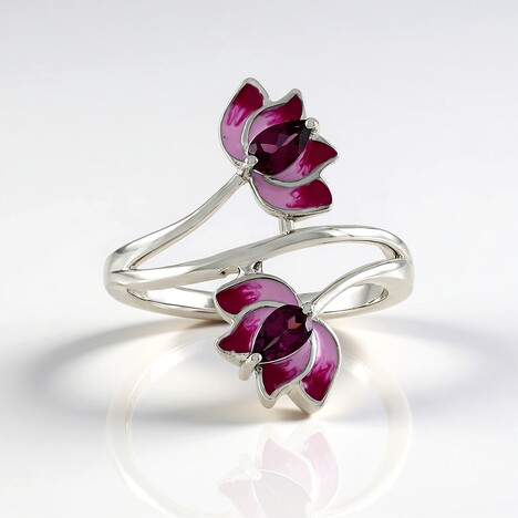 Anello in argento con Rodolite