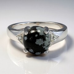 Anello in argento con Ossidiana Fiocco di Neve