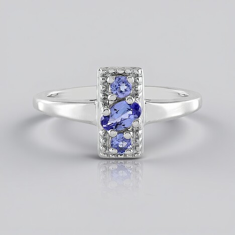 Anello in argento con Tanzanite