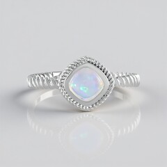 Bague en argent et Opale Welo