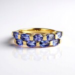 Anello in oro con Tanzanite (KM by Juwelo)