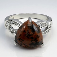 Anello in argento con Ossidiana Mogano