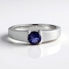 Anello in argento con Iolite