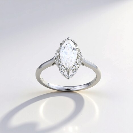 Anello in argento con Topazio Bianco
