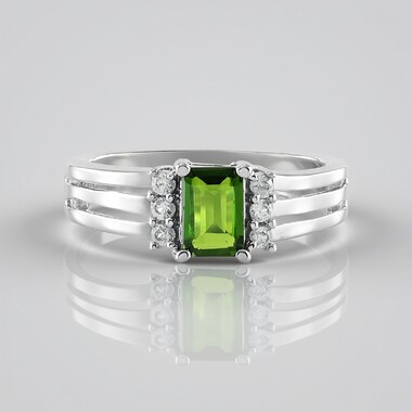 Bague en argent et Diopside de Russie