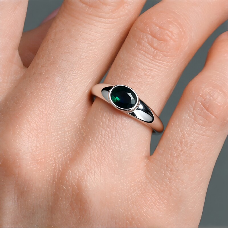 Bague en argent et Opale Mezezo