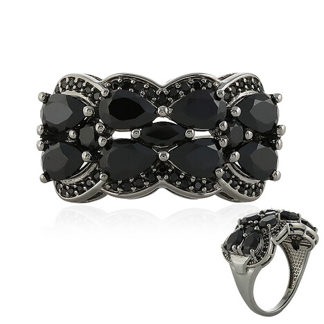 Bague en argent et Spinelle noir