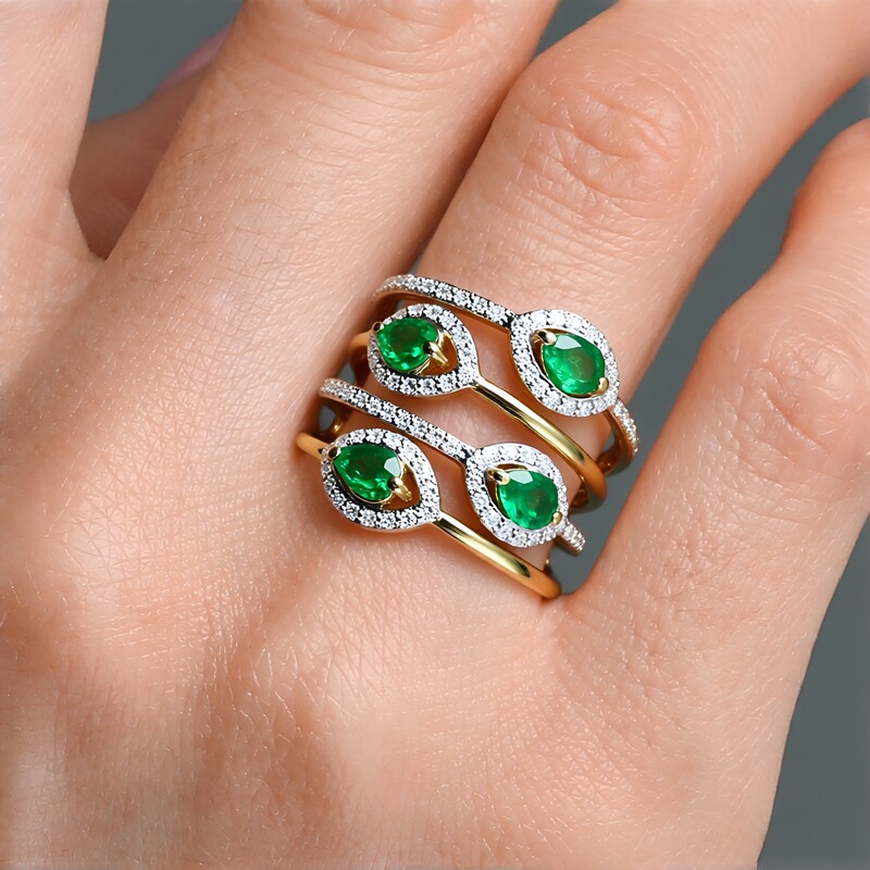 Gouden ring met Zambia-smaragdstenen (SUHANA)