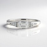 Anello in argento con Zircone