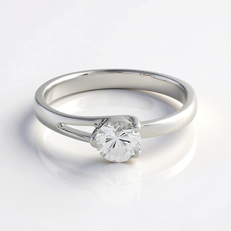Anello in argento con Zircone