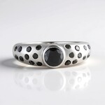 Anello in oro con Diamante Nero