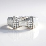 Anello in argento con Zircone