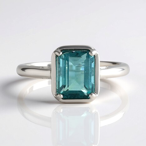 Anello in argento con Fluorite Blu Caraibico