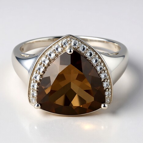 Anello in argento con Quarzo Fumè