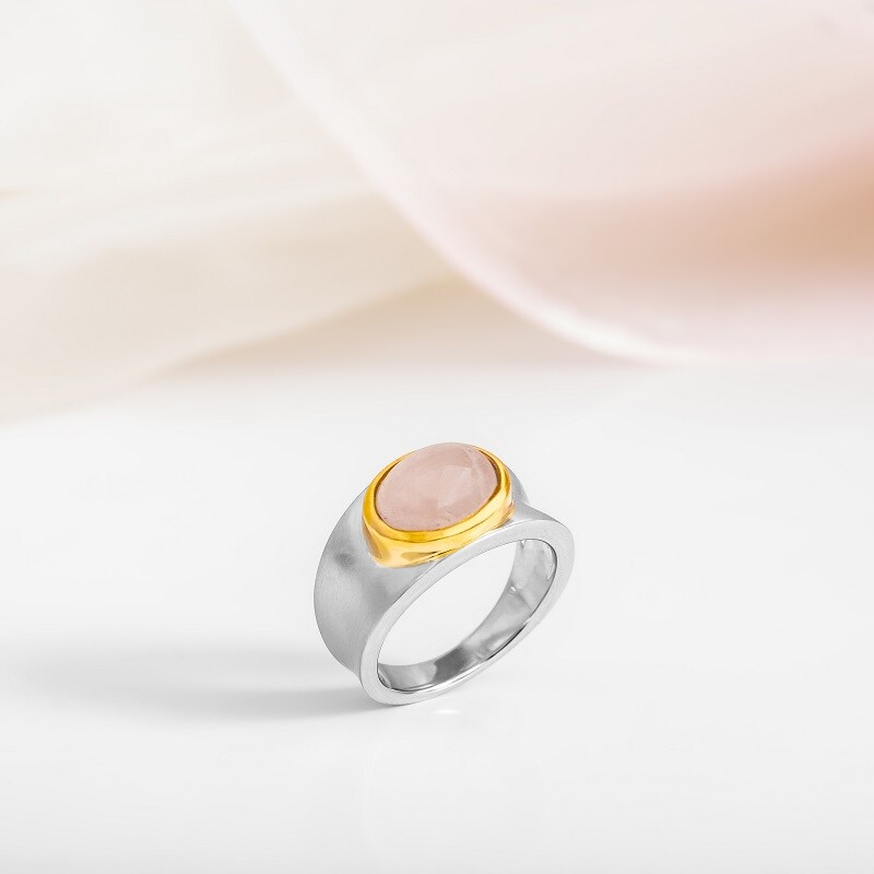 Anello in argento con Morganite del Madagascar