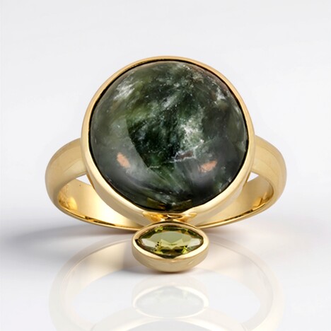 Anello in argento con Serafinite (Bali Barong)