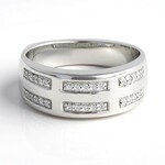 Anello in argento con Zaffiro Bianco