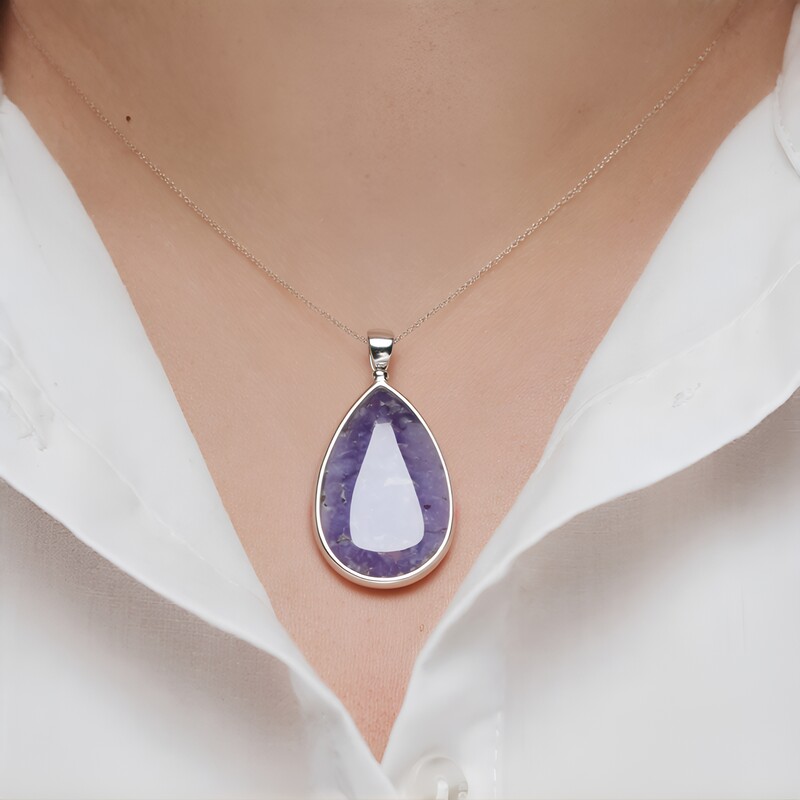 Colgante en plata con Ágata uva