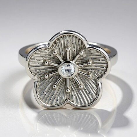 Anello in argento con Topazio Bianco