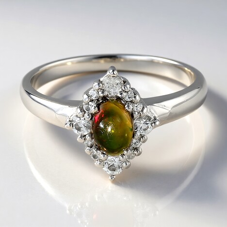 Anello in argento con Opale Mezezo