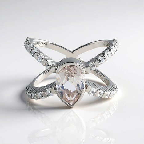 Anello in argento con Danburite (de Melo Essence)