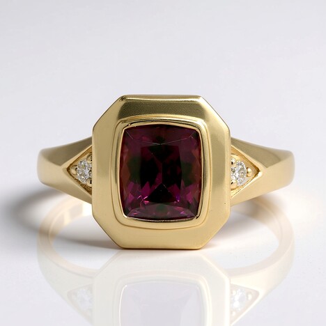 Anello in oro con Rodolite (CIRARI)